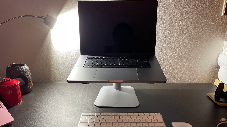 MacBookをデスクトップ型で使うための必需品の画像-10